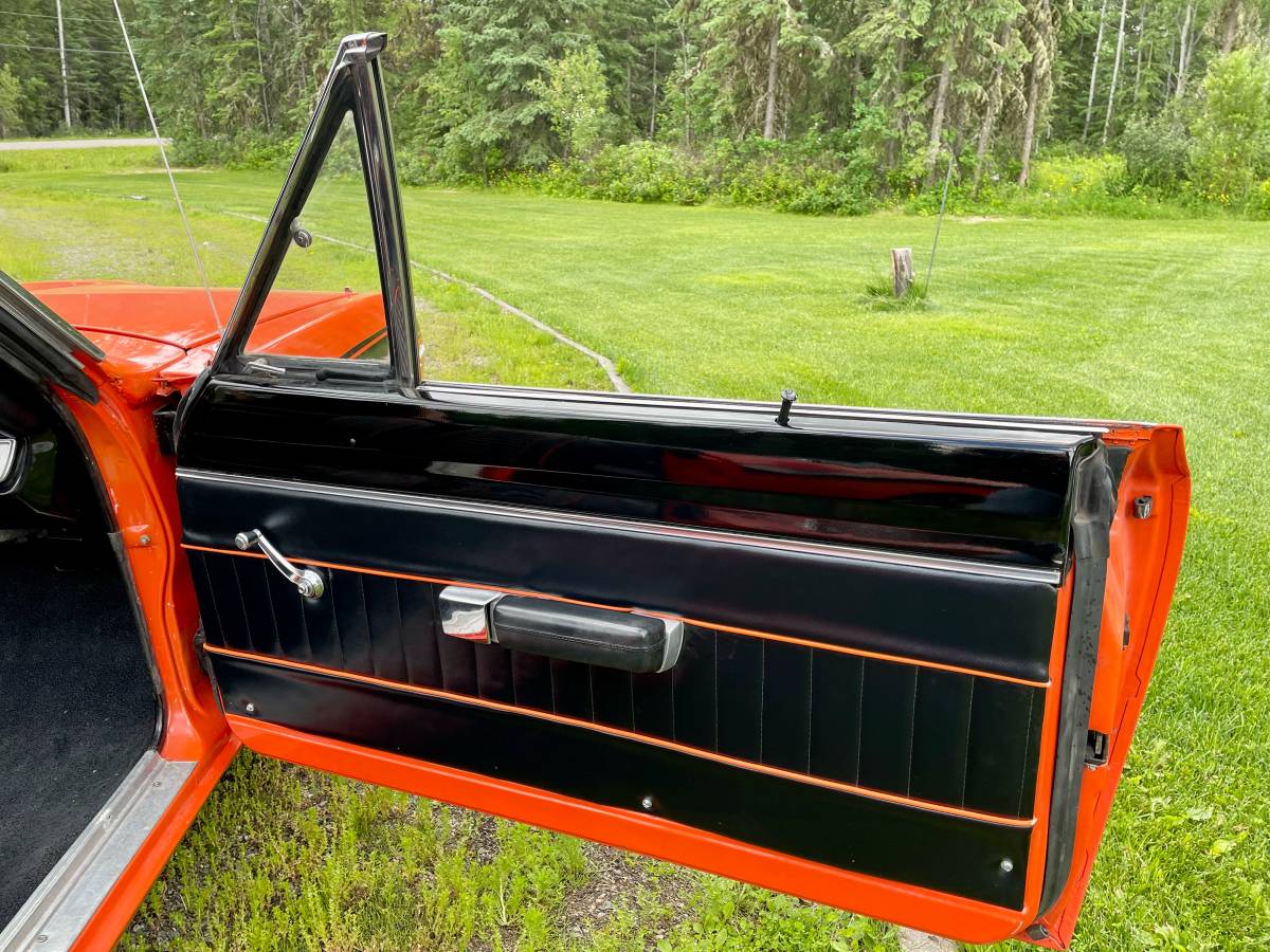 Plymouth-Barracuda-1969-orange-15