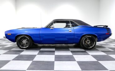 Plymouth-Barracuda-1973-Coupe-3