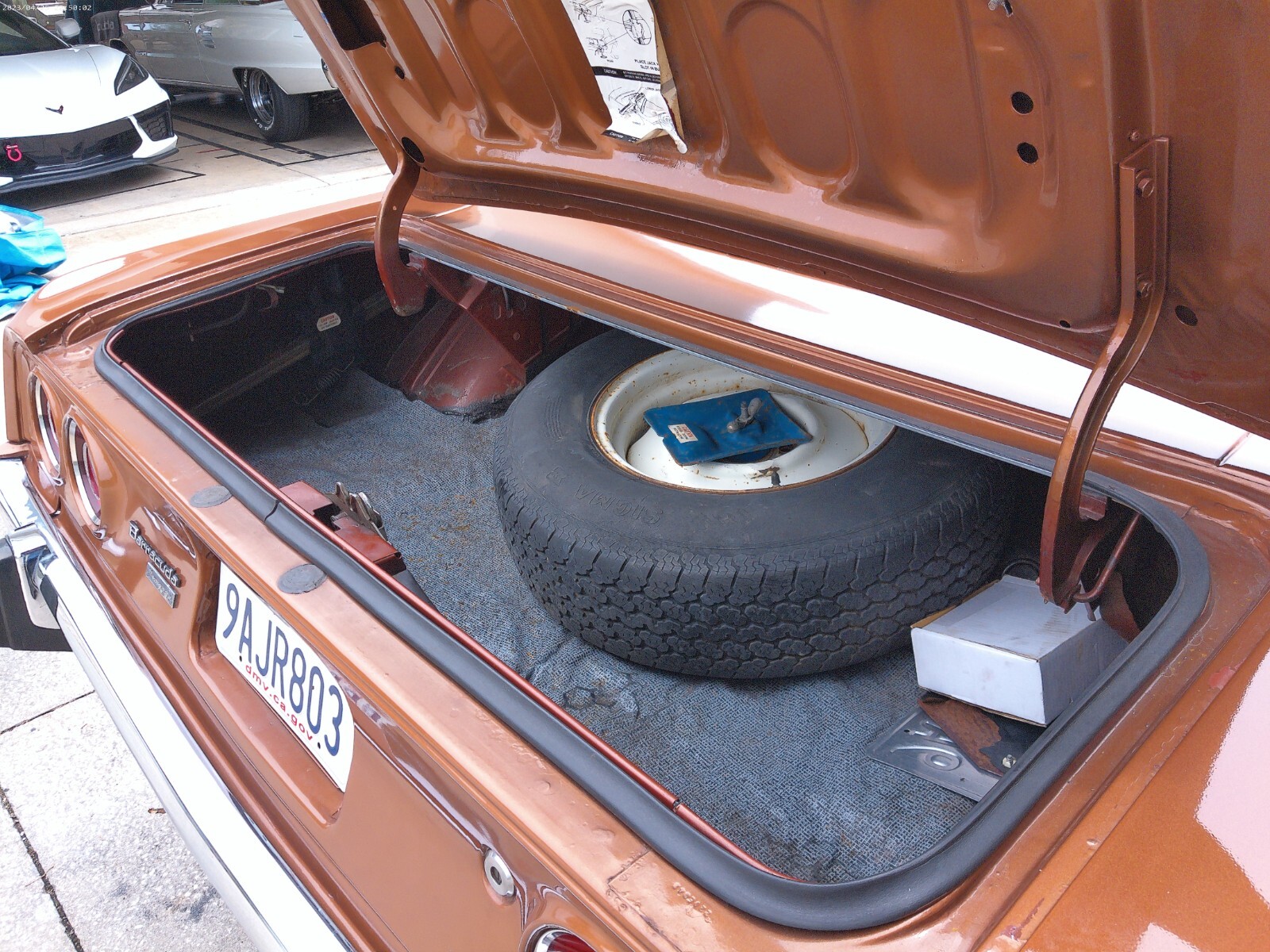 Plymouth-Barracuda-1973-Coupe-5