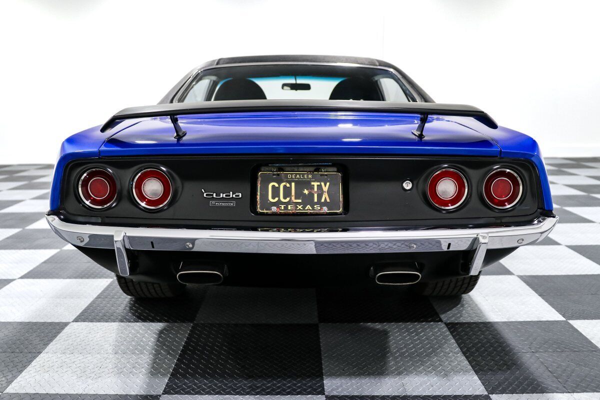 Plymouth-Barracuda-1973-Coupe-5