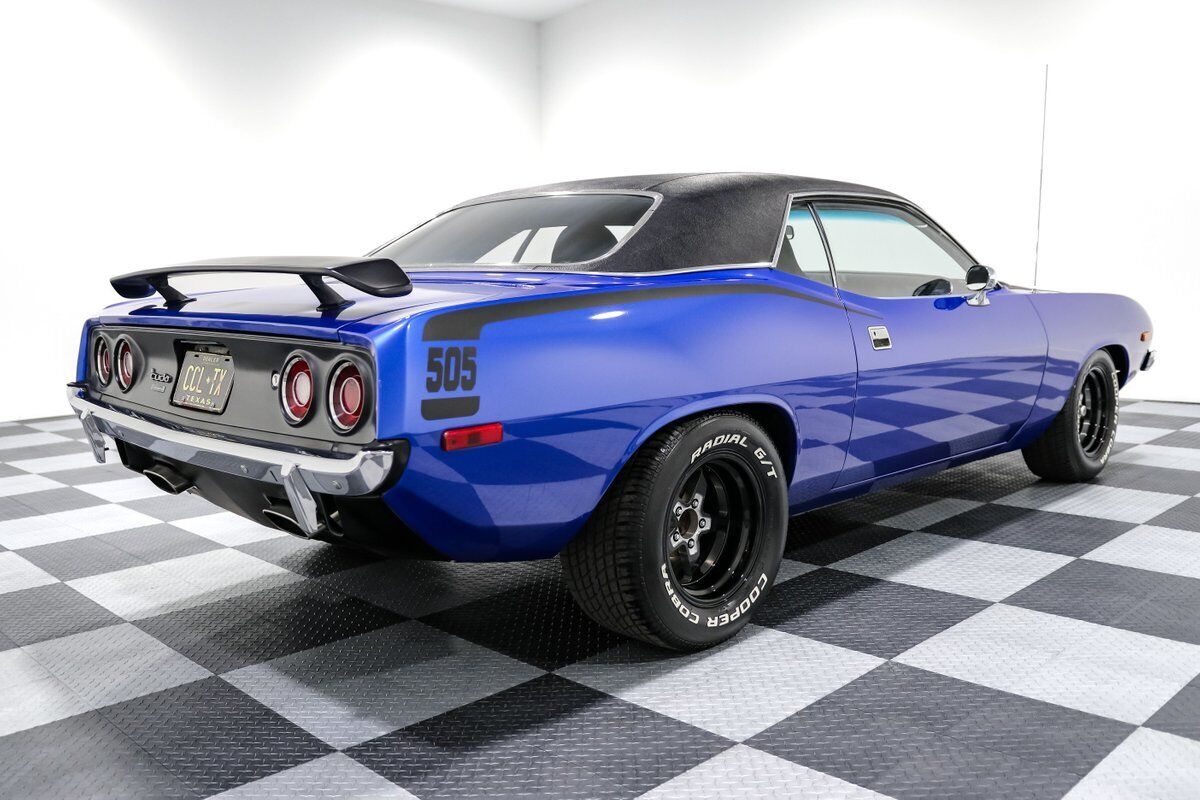 Plymouth-Barracuda-1973-Coupe-6