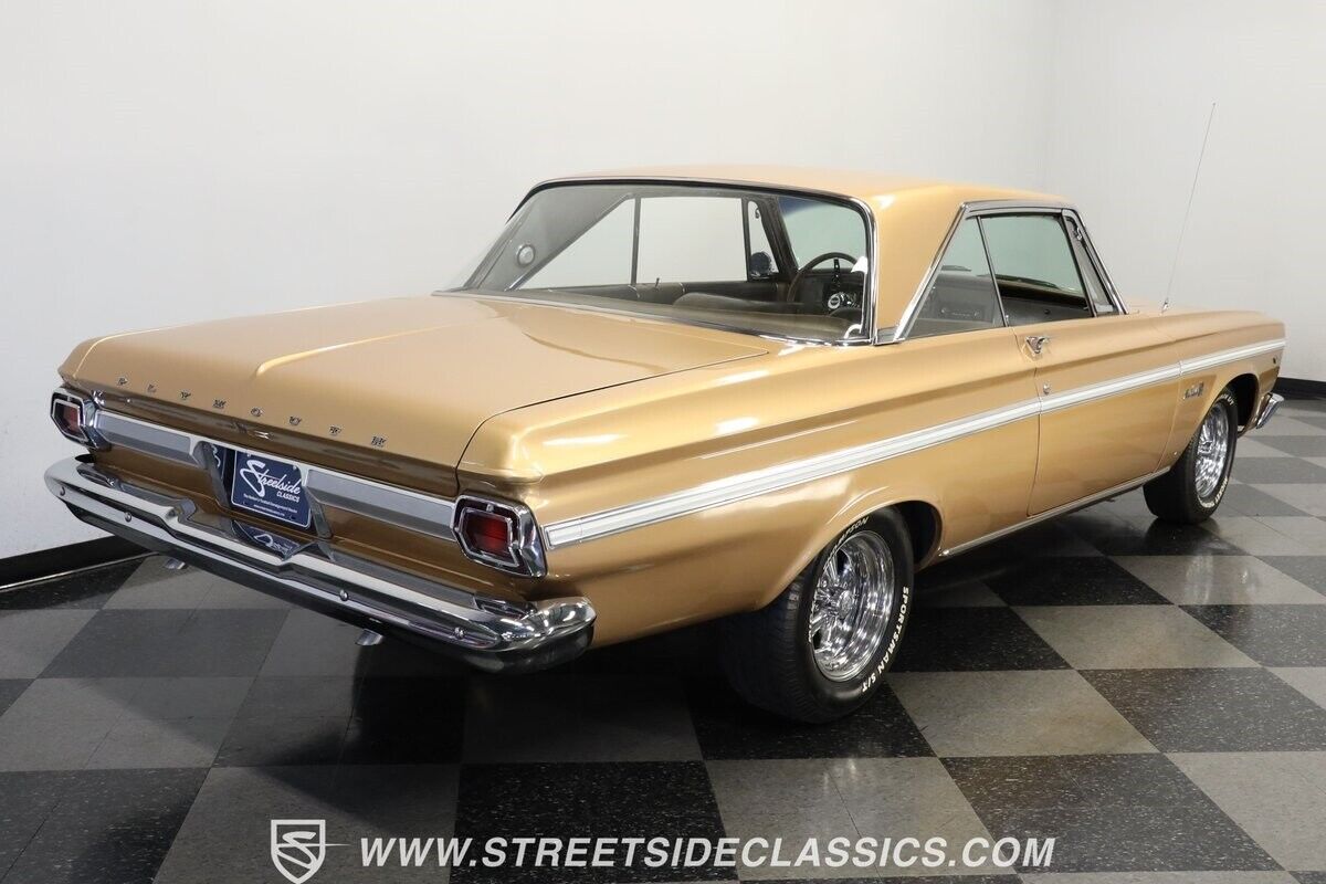 Plymouth-Belvedere-1965-Coupe-10