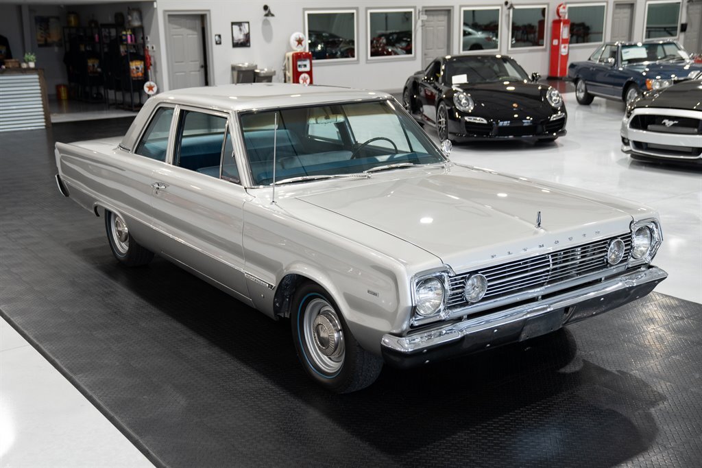 Plymouth-Belvedere-I-1966-Sedan-10