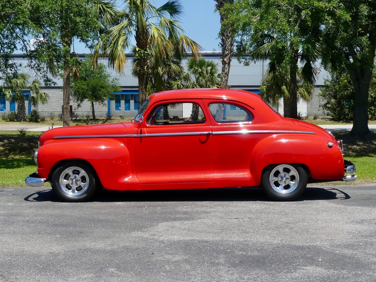 Plymouth-Custom-1948-Sedan-10