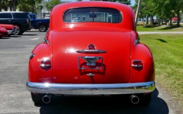 Plymouth-Custom-1948-Sedan-16
