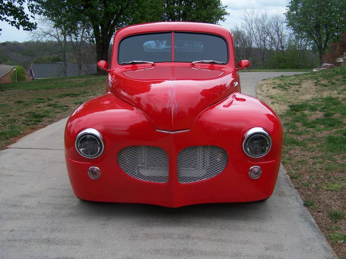 Plymouth-Custom-coupe-1947-red-2