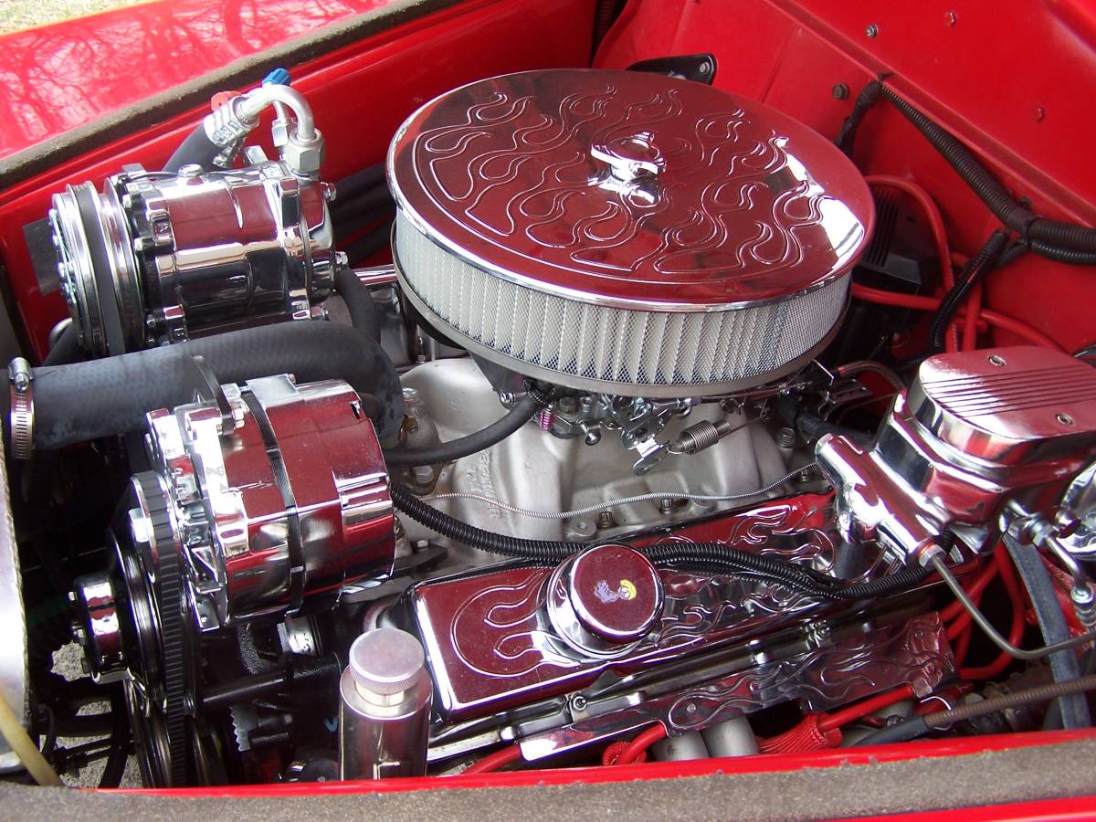Plymouth-Custom-coupe-1947-red-6