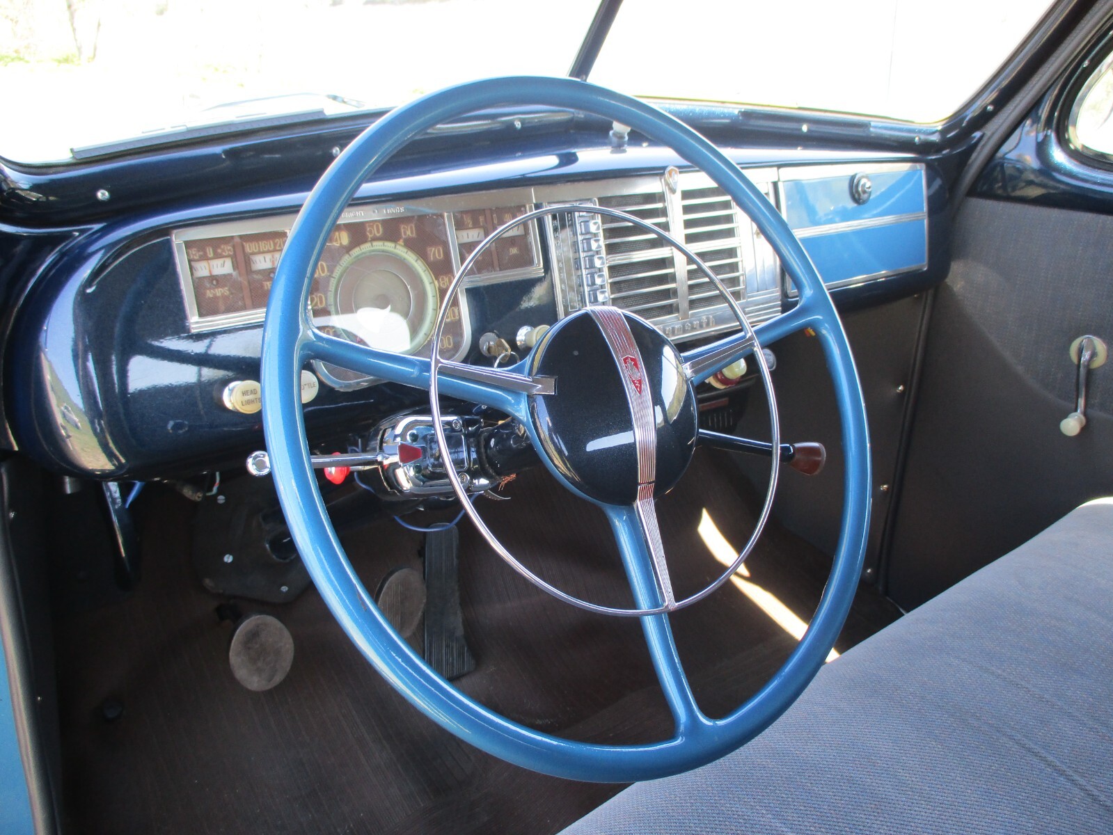 Plymouth-Deluxe-1940-Coupe-8