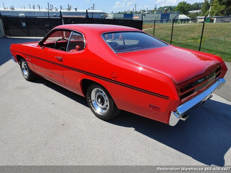 Plymouth-Duster-1970-4