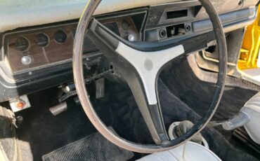 Plymouth-Duster-1973-12