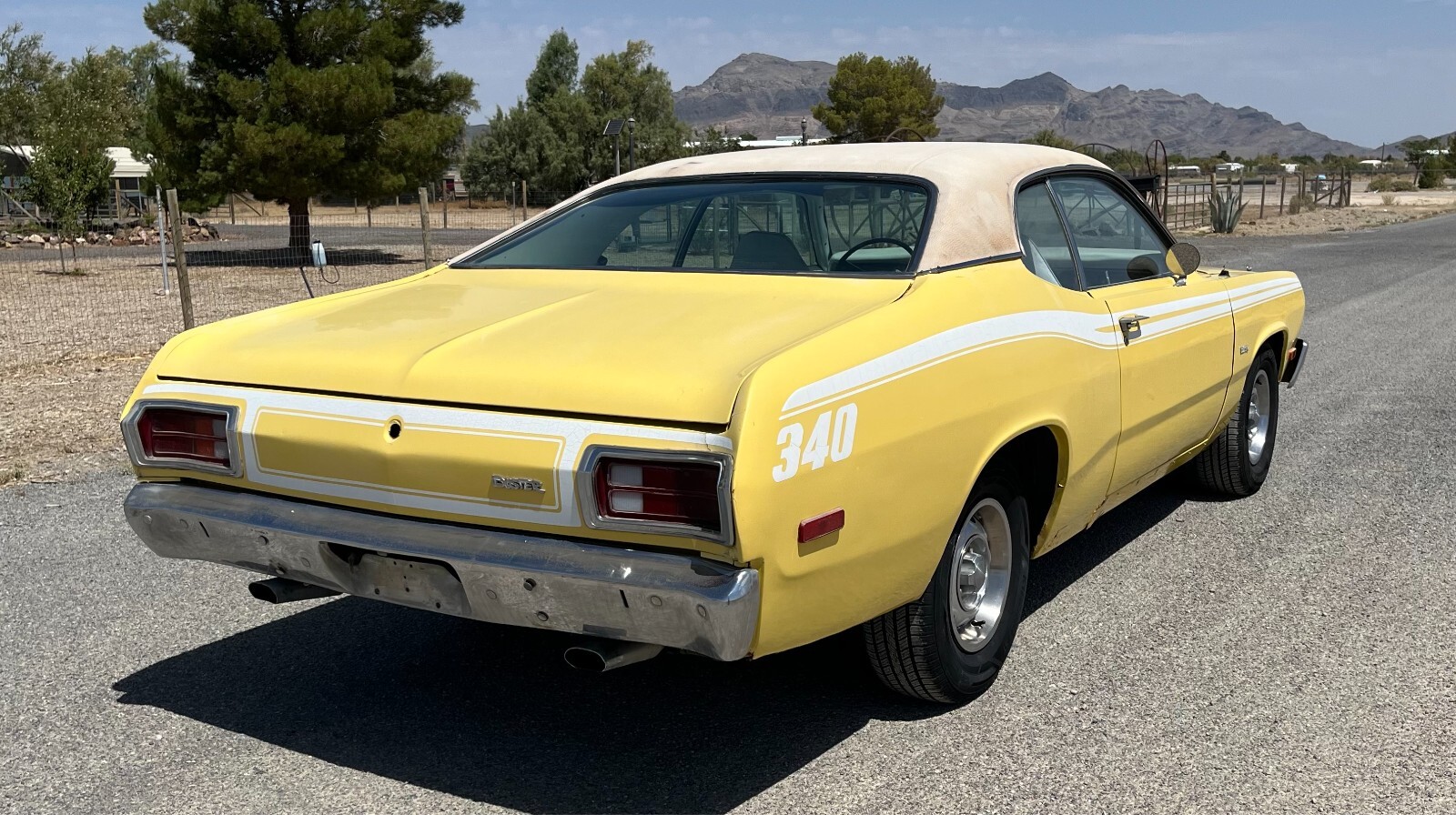 Plymouth-Duster-1973-4