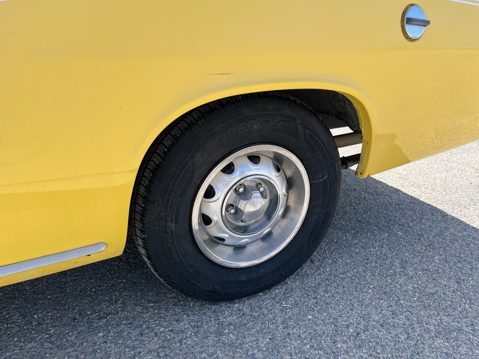 Plymouth-Duster-1973-6