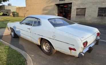 Plymouth-Duster-1973-Coupe-1