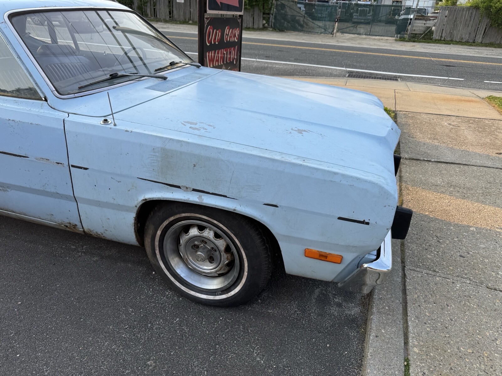 Plymouth-Duster-1973-Coupe-15