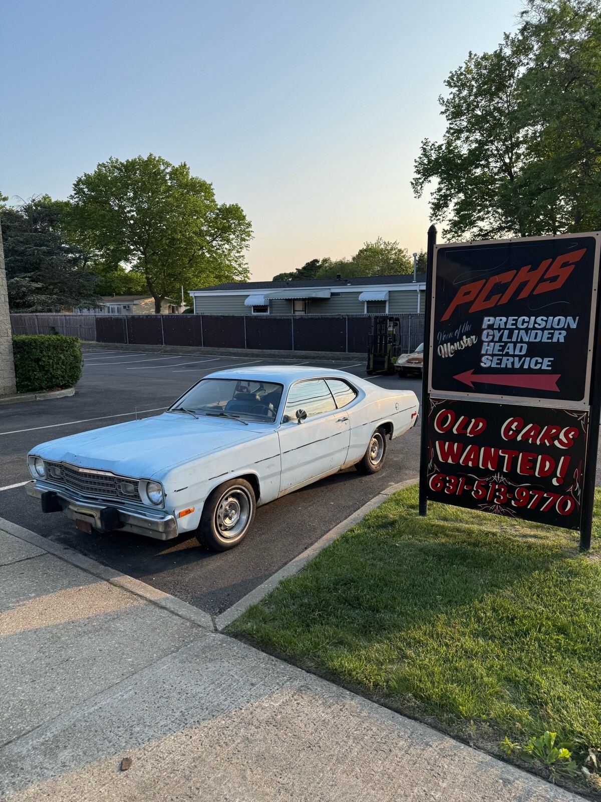 Plymouth-Duster-1973-Coupe-2