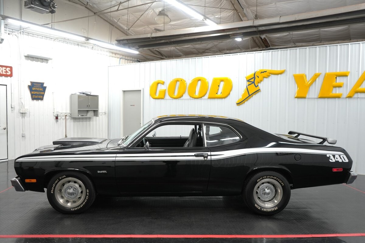 Plymouth-Duster-1974-4