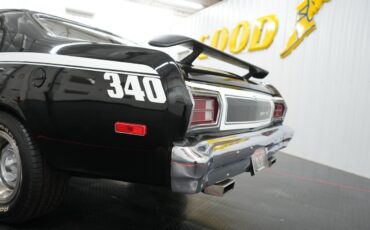 Plymouth-Duster-1974-8