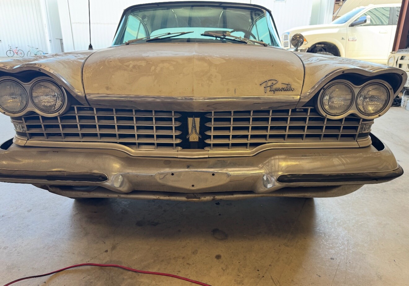 Plymouth-Fury-1959-Coupe-1