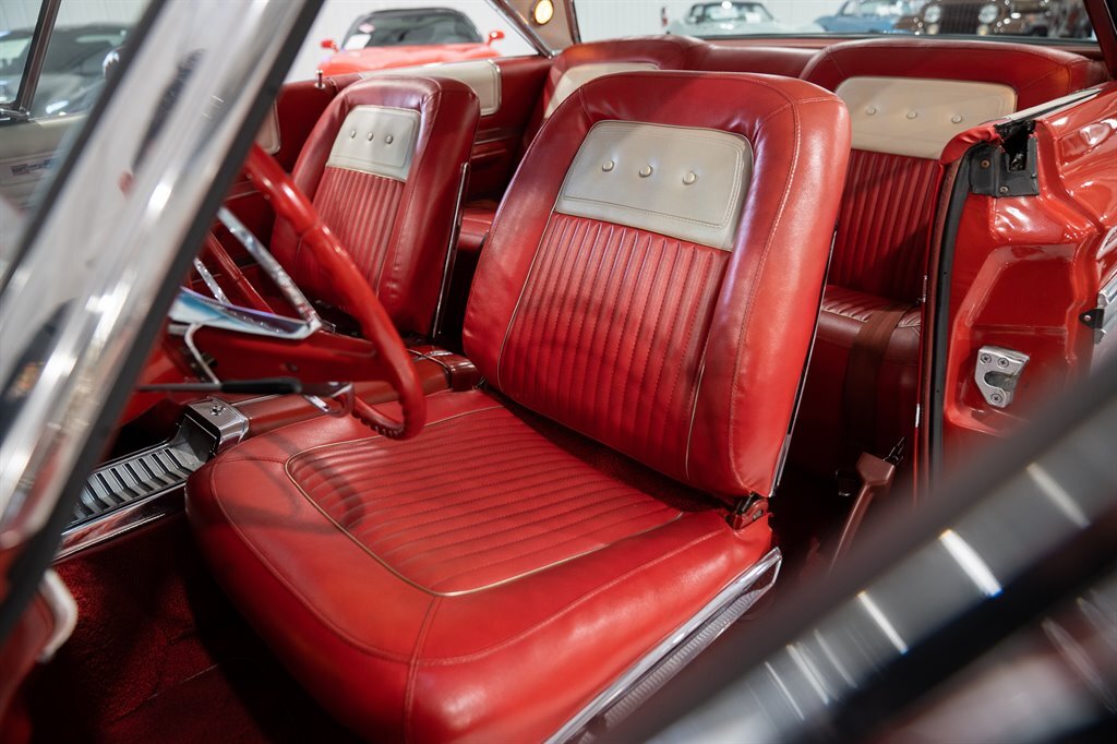 Plymouth-Fury-1964-Hardtop-Coupe-37