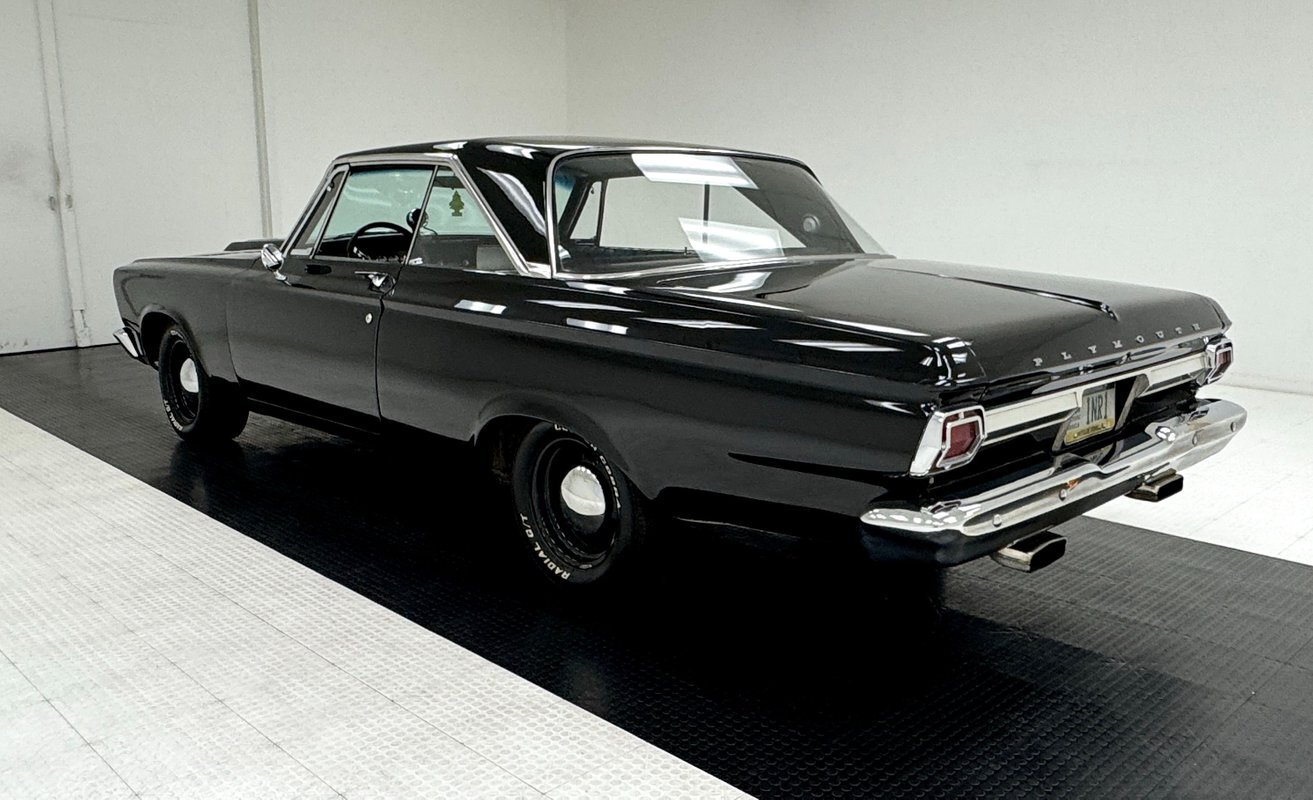Plymouth-Fury-1965-Hardtop-2