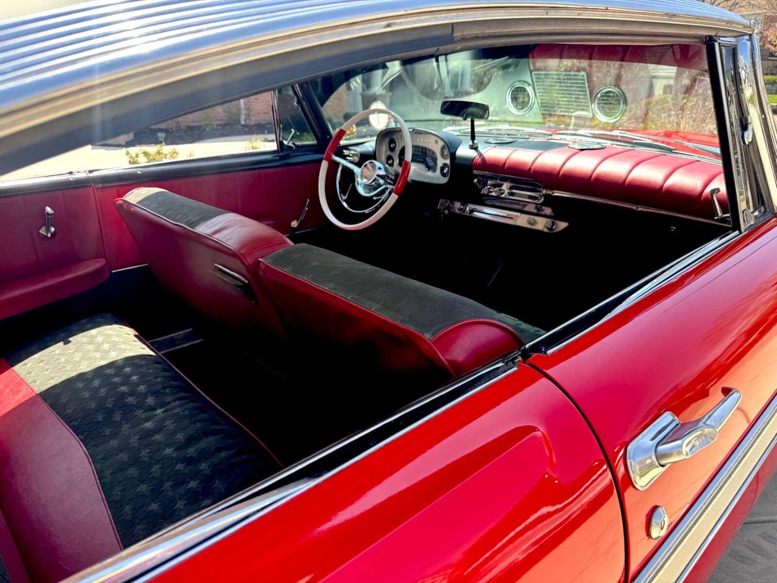 Plymouth-Fury-Christine-1958-Coupe-18