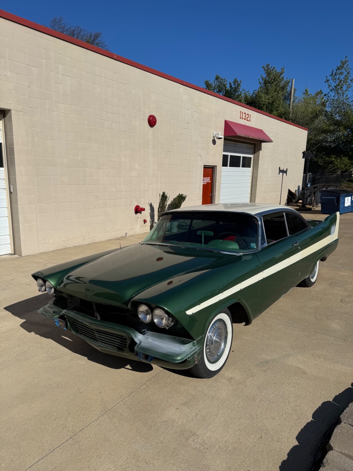 Plymouth-Fury-Christine-1958-Coupe-20