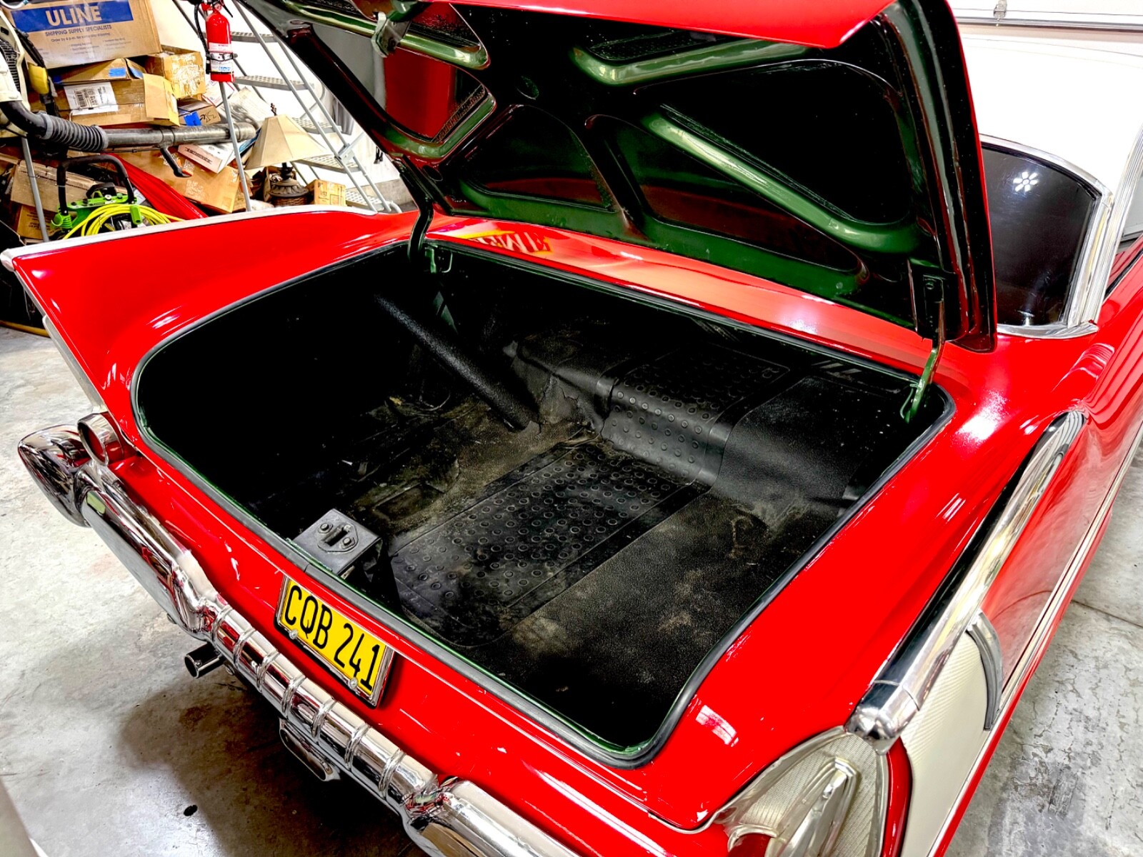 Plymouth-Fury-Christine-1958-Coupe-27