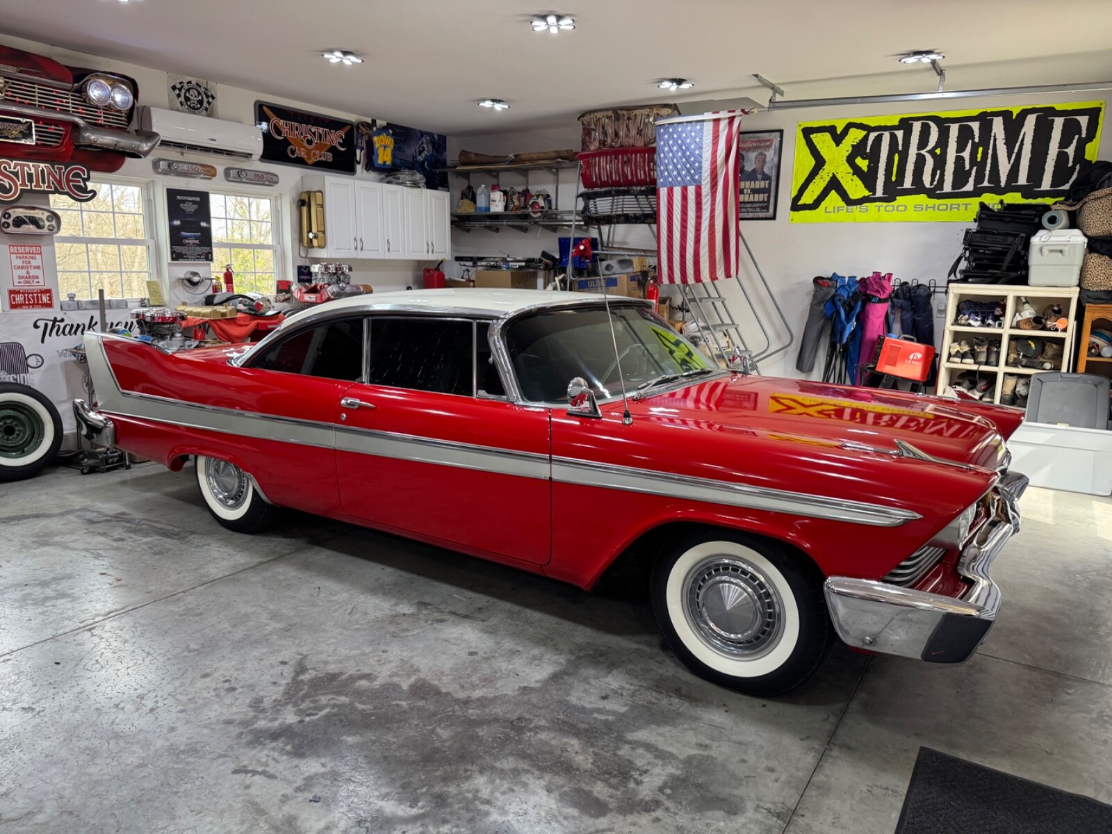 Plymouth-Fury-Christine-1958-Coupe-30