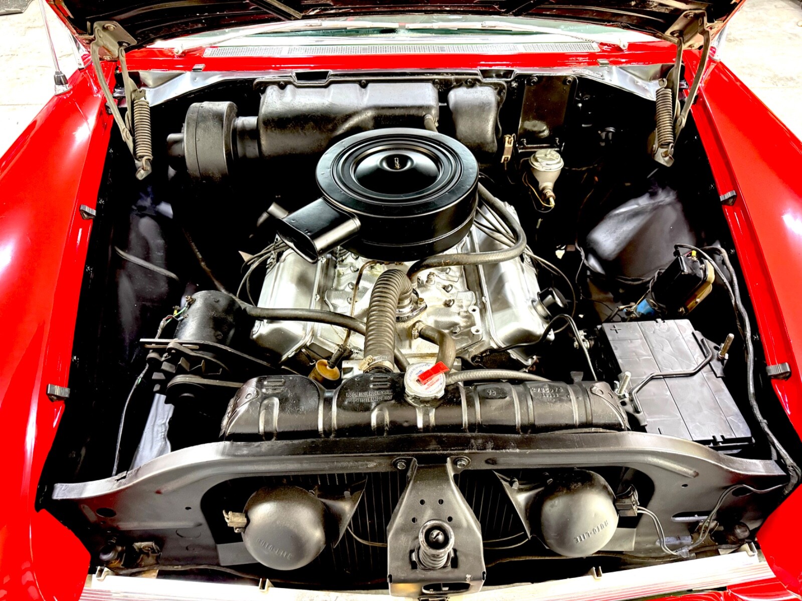 Plymouth-Fury-Christine-1958-Coupe-8