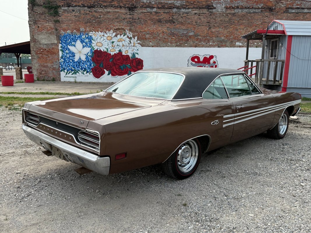 Plymouth-GTX-1970-3