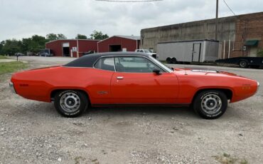Plymouth-GTX-1971-5