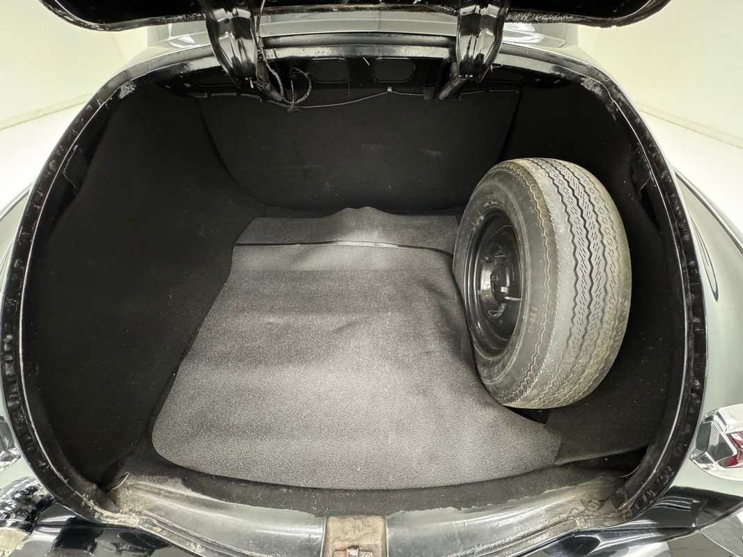 Plymouth-P15-C-Special-Deluxe-1948-Coupe-31