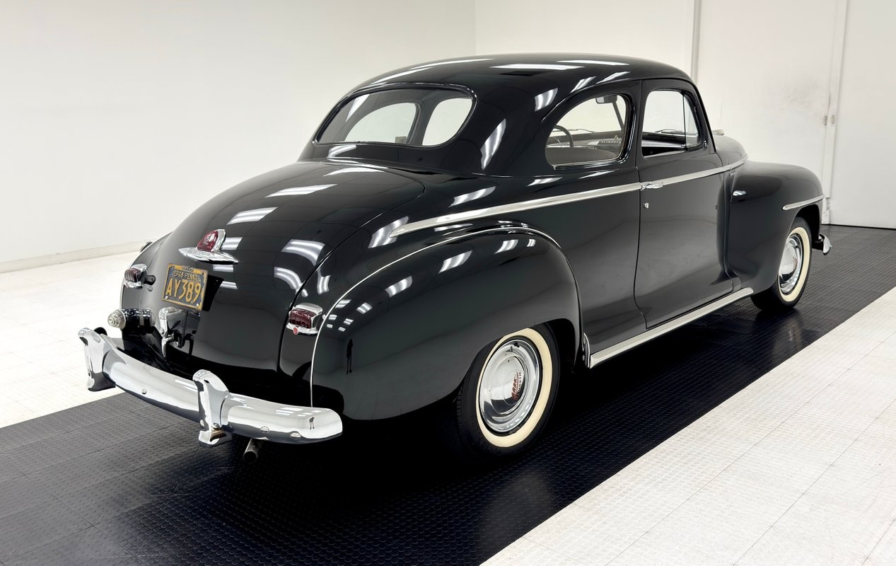 Plymouth-P15-C-Special-Deluxe-1948-Coupe-4