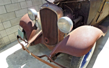 Plymouth-PB-Sedan-1932-Sedan-17