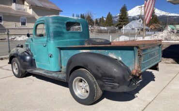 Plymouth-Pickup-1939-2
