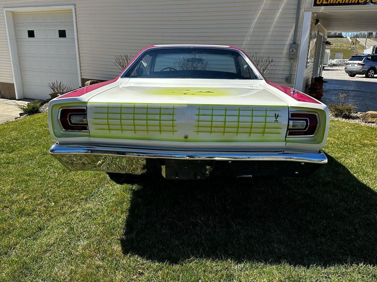 Plymouth-Road-Runner-1968-Coupe-9
