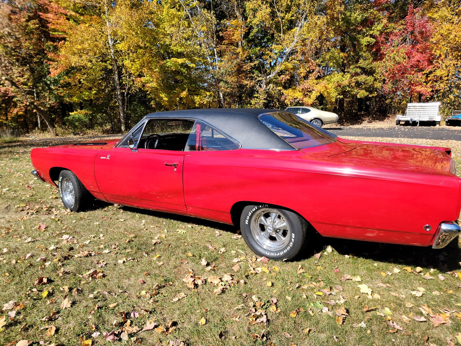 Plymouth-Road-Runner-1968-hardtop-10