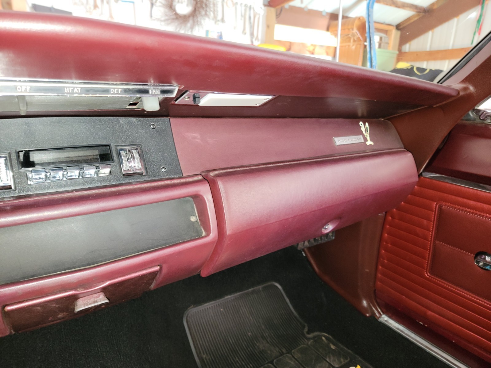 Plymouth-Road-Runner-1968-hardtop-12