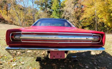Plymouth-Road-Runner-1968-hardtop-9