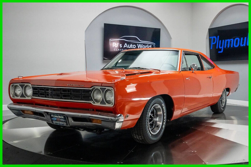 Plymouth-Road-Runner-1968