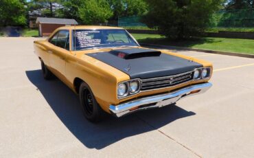 Plymouth-Road-Runner-1969-20