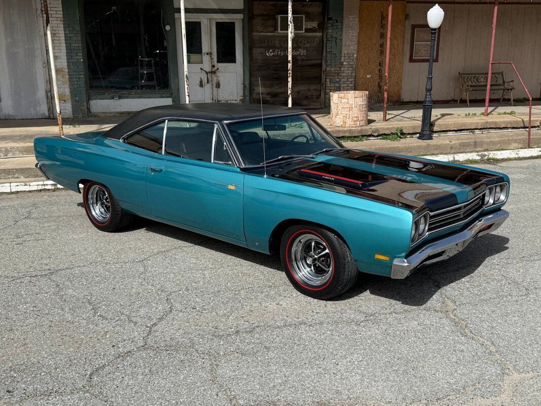 Plymouth Road Runner 1969 --