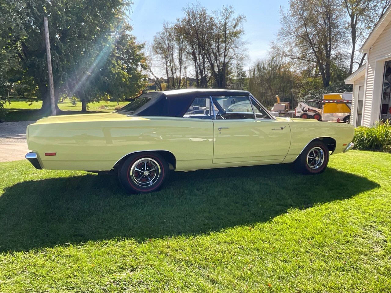 Plymouth-Road-Runner-1969-Convertible-8
