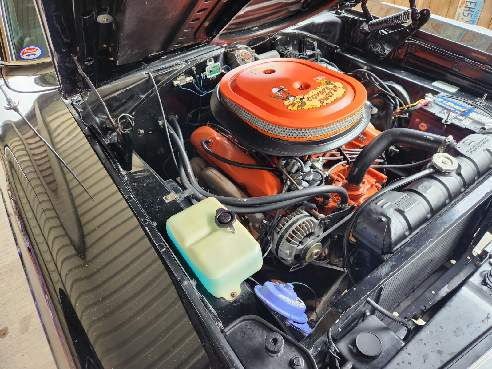 Plymouth-Road-Runner-1969-Coupe-10
