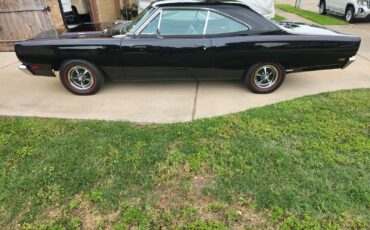 Plymouth-Road-Runner-1969-Coupe-13