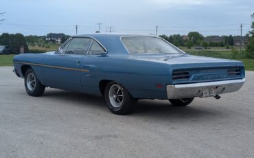 Plymouth-Road-Runner-1970-Coupe-13
