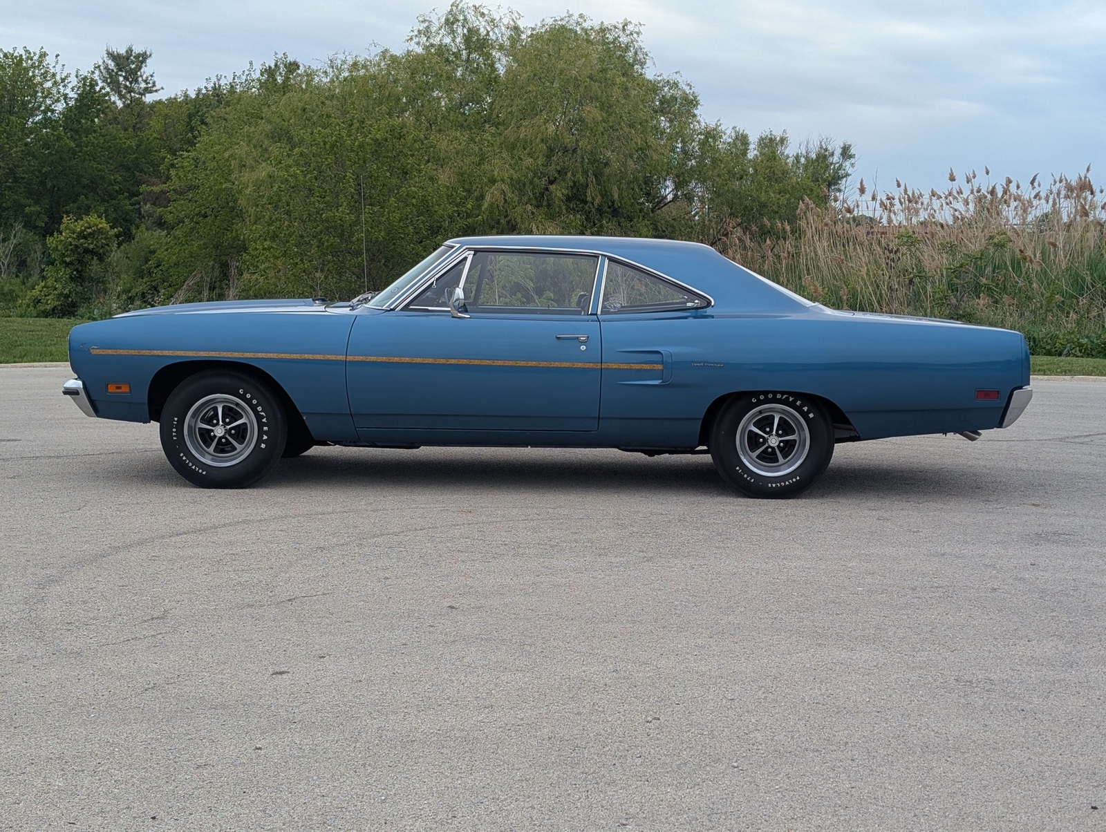Plymouth-Road-Runner-1970-Coupe-14