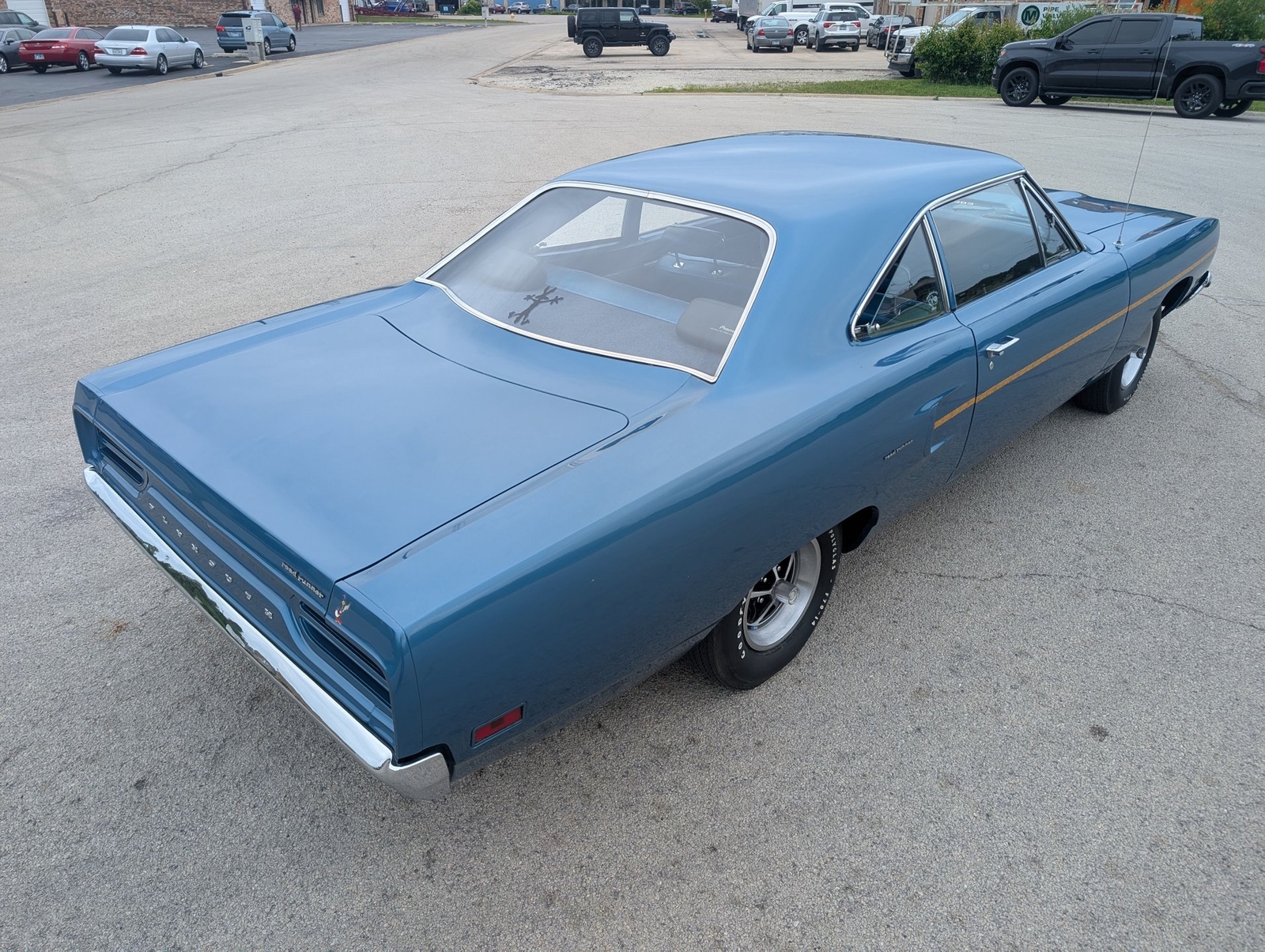 Plymouth-Road-Runner-1970-Coupe-23