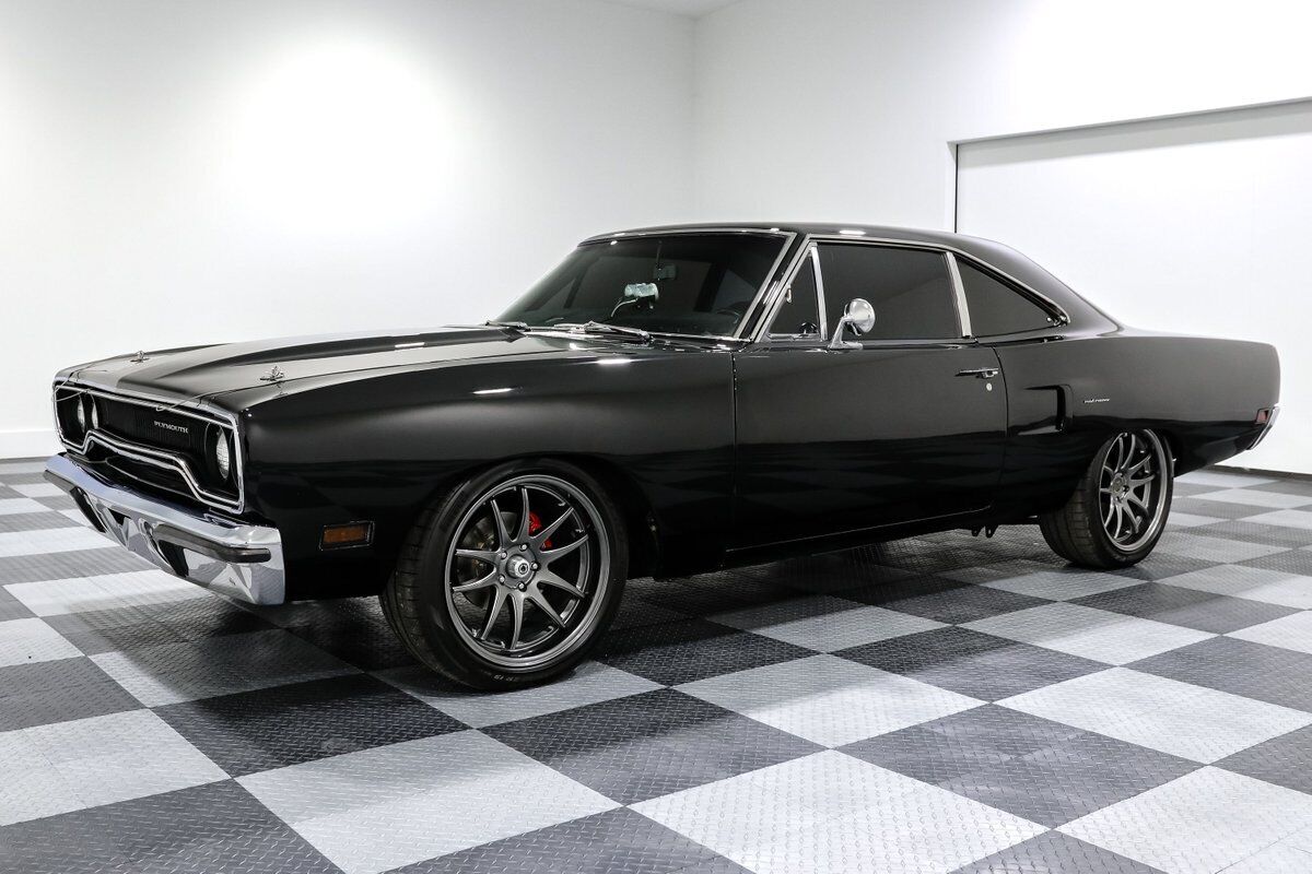 Plymouth-Road-Runner-1970-Coupe-3