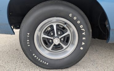 Plymouth-Road-Runner-1970-Coupe-5